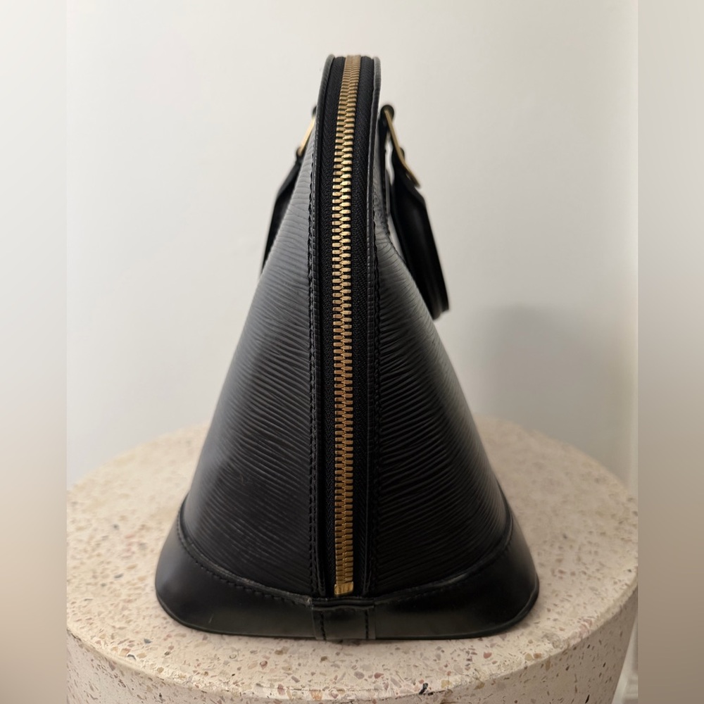 LOUIS VUITTON ALMA MM EPI LEATHER - Picture 5 of 16